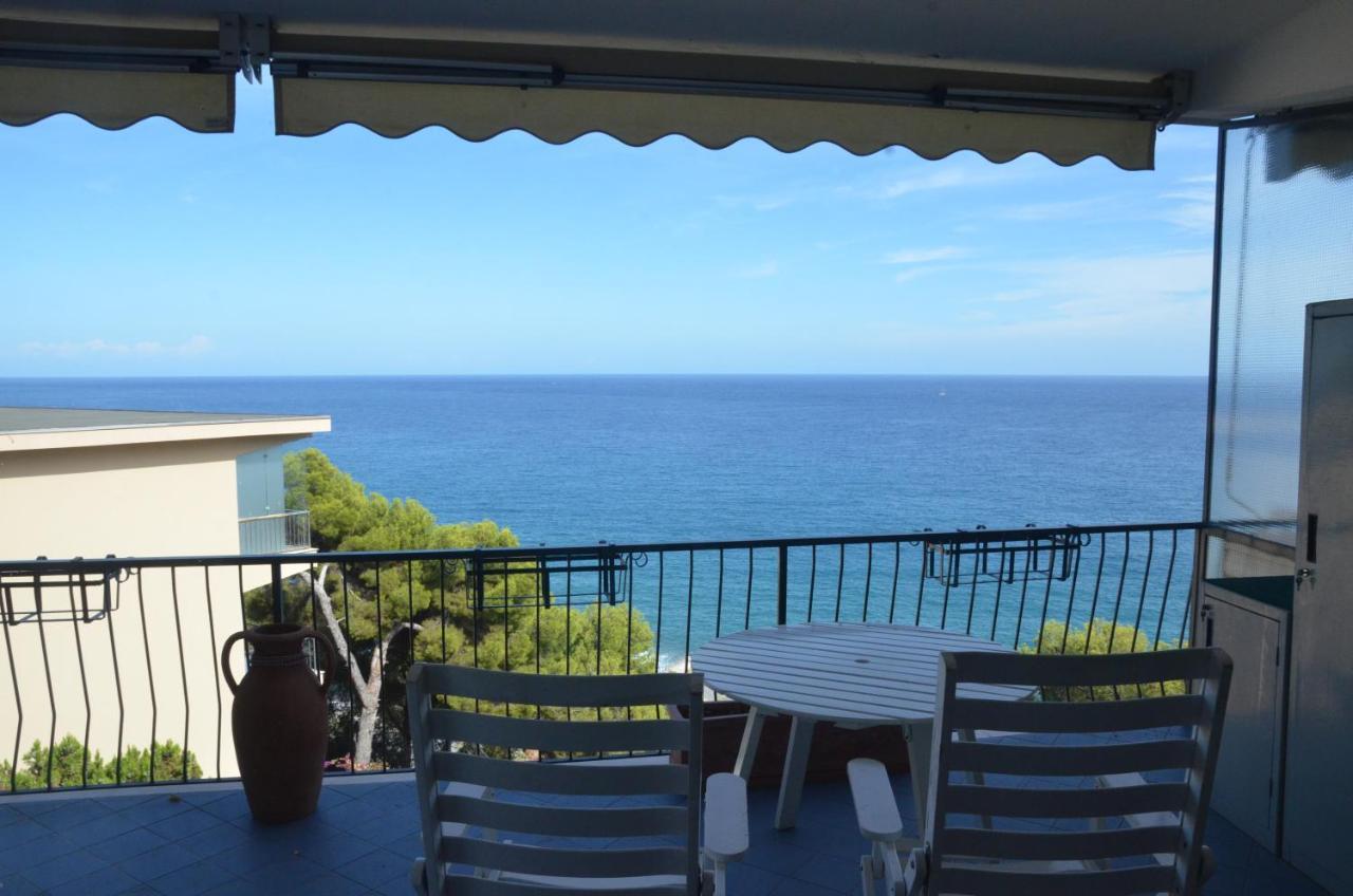 Rocce Di Capo Mimosa - Cervo Apartment Exterior photo